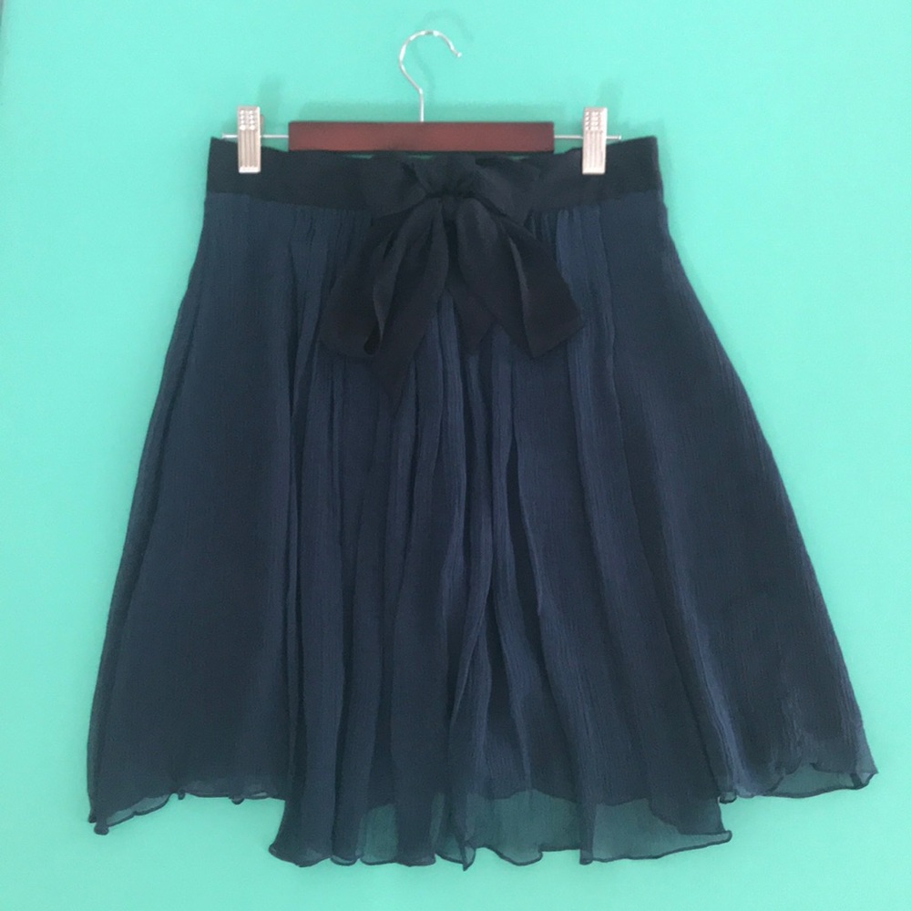 Peter Jensen chiffon bow pleated navy blue skirt
